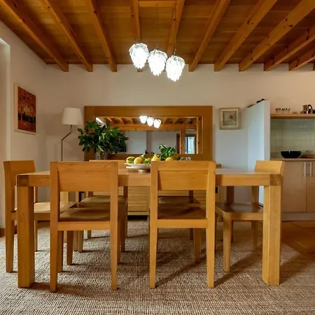House - 2 Bedrooms With Wifi - 60215 *